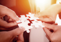 东方雨虹：马来西亚生产研发物流基地成功完成首次试生产