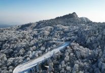 峨眉山景区冰雪温泉欢乐季，八千万消费券大派送