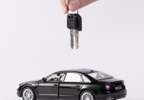 携程租车：暑期国内租车自驾订单量预计同比增长近四成