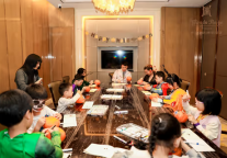 武汉万达瑞华酒店安娜老师手工小课堂