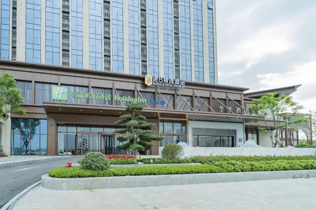 速8精选酒店丨五家门店齐亮相，一起温暖住酒店