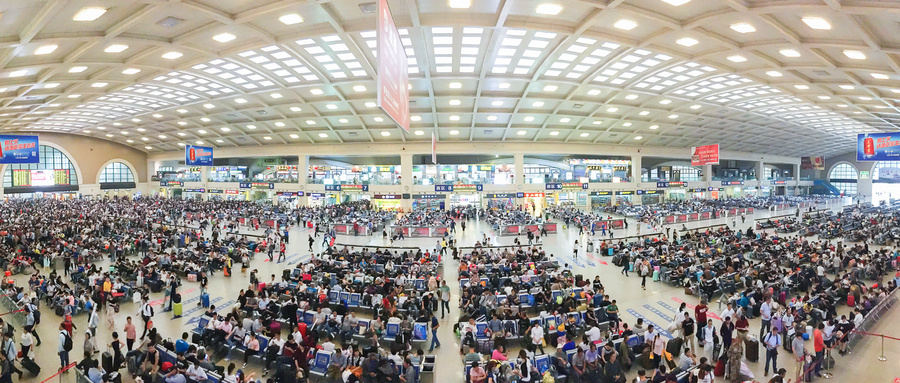 春节假期澳门入境旅客近136万人次，同比上升1.6倍