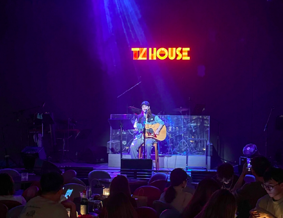 截屏2023-12-06 09.53.13.png