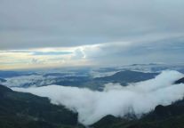 开冲！武功山景区雨后云海包好看的