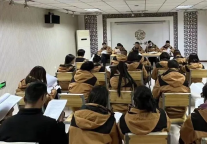 认真落实晨会制度——山海关景区“蓄能”计划进行中！