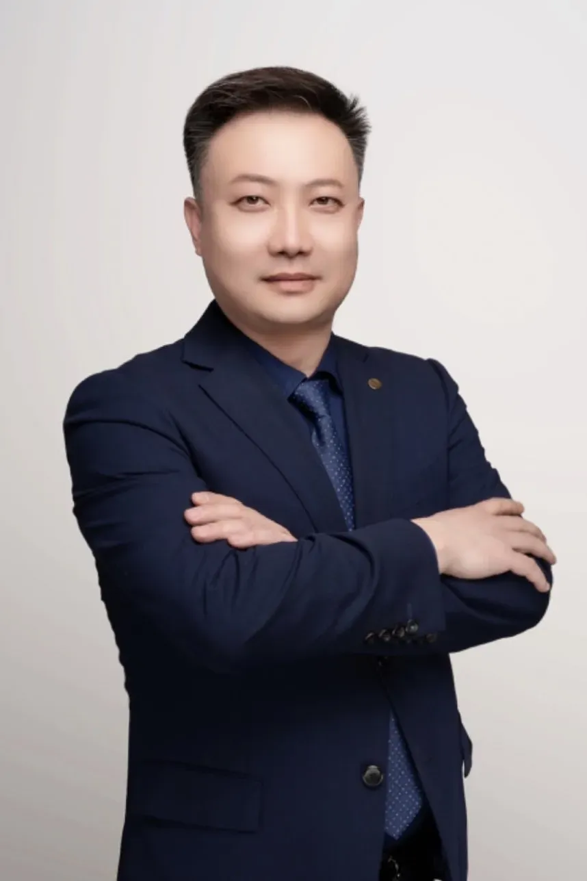 李懿航.webp