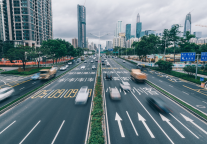 “敢为天下先”的招商蛇口，却以“流水不争先”领跑深圳长租公寓市场