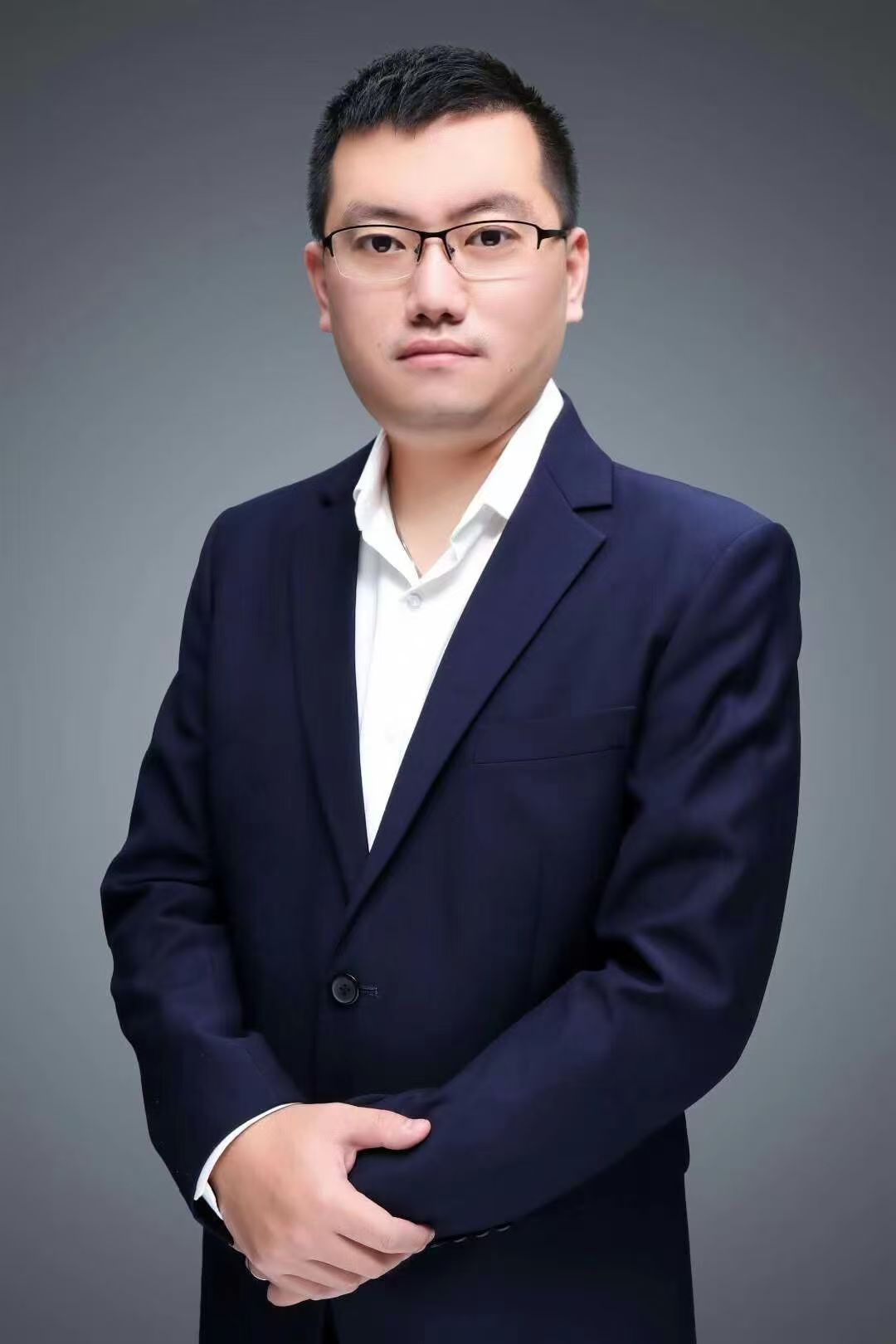 元开酒店集团CEO-李晨炜.jpg