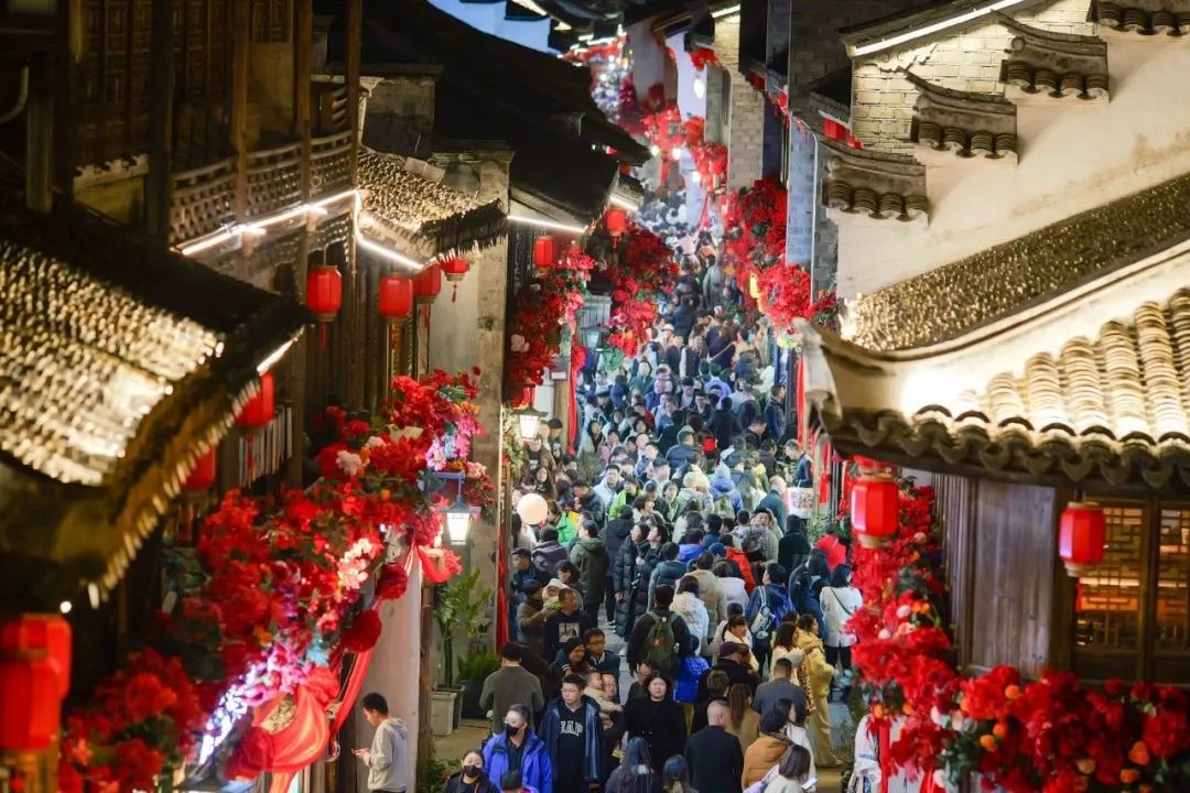 245万，两次登顶！台州府城成这个春节全国最热门景区