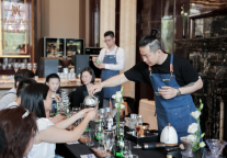 武汉万达瑞华酒店开展万咖啡甄选体验周末课堂