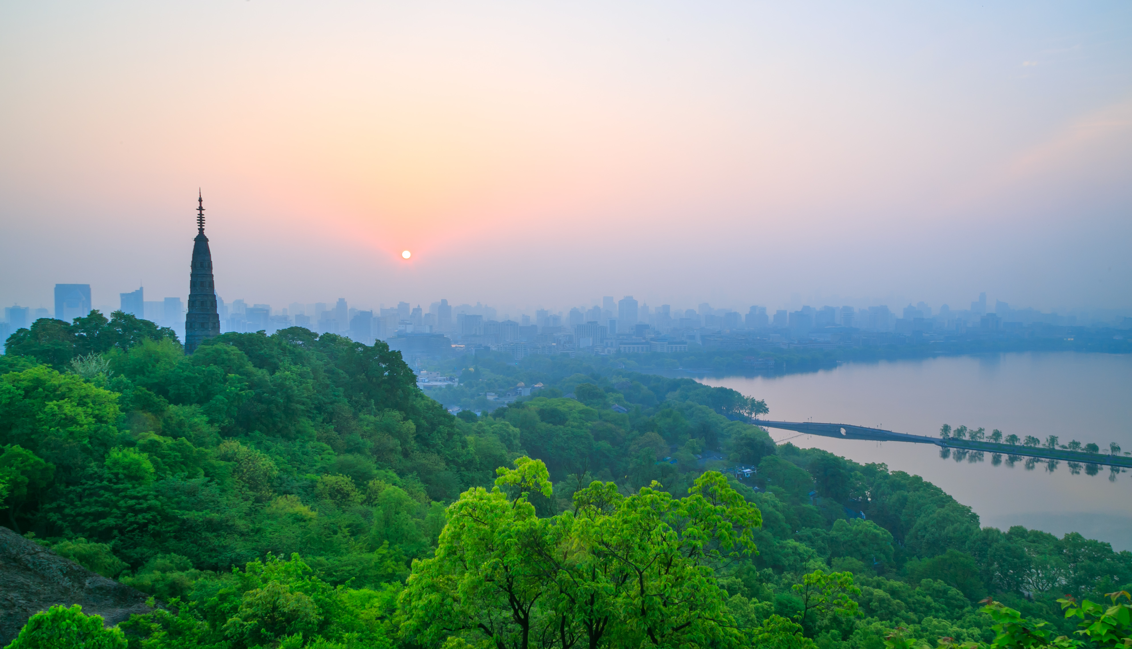 西湖景区“公交+地铁”换乘服务升级