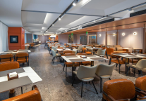 首家金皇冠柏曼酒店业绩出色，引投资人复投旗舰店落户广西北部湾