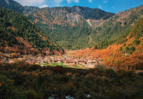 叠彩景区荣登2025美团大众点评必玩榜