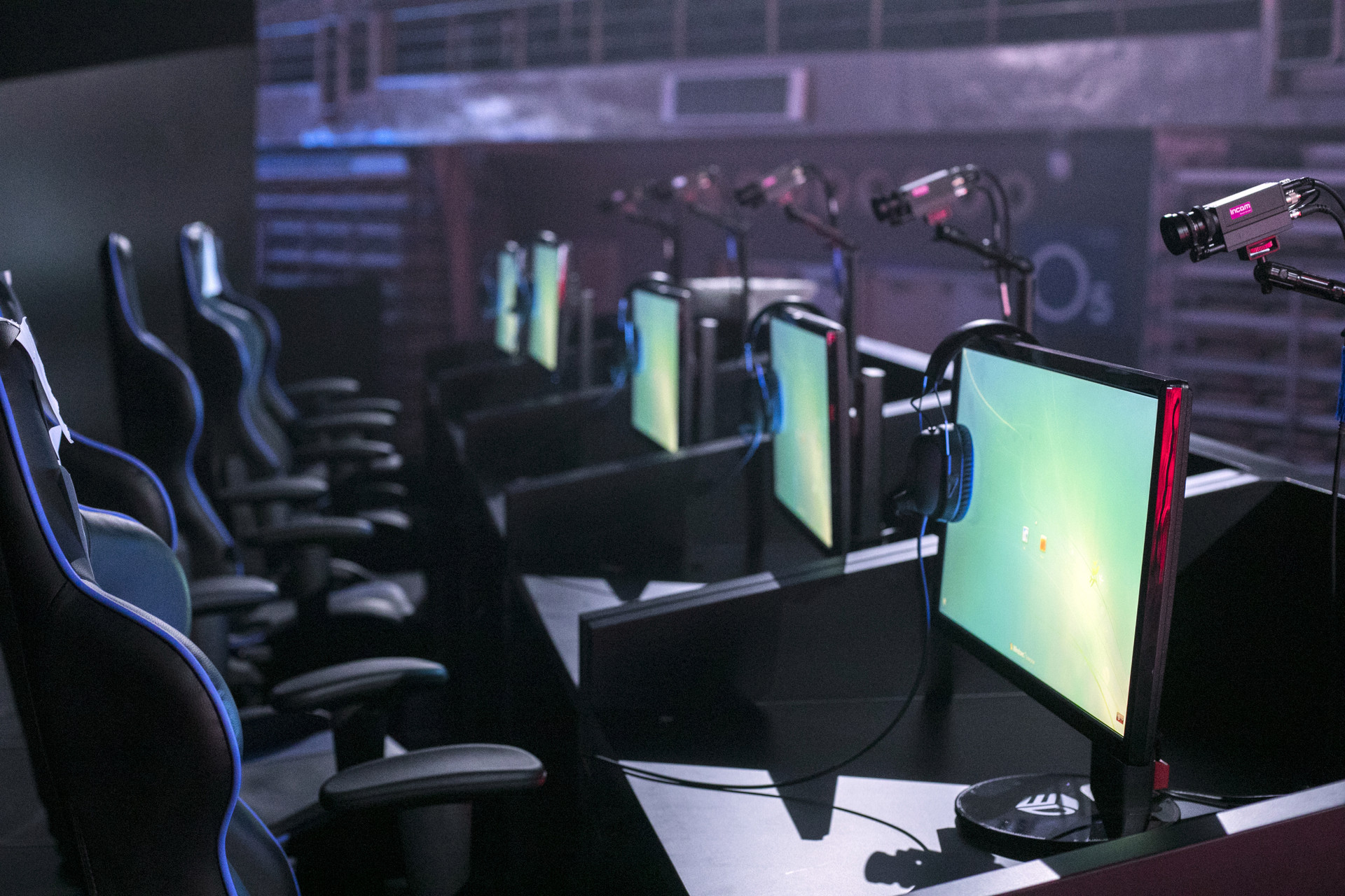 何猷君计划进军内地电竞酒店市场