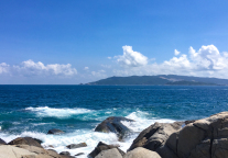 海口启动海上防台风IV级应急响应，三亚3家景区暂停营业