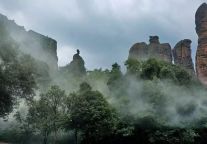 一定要在雨天来趟龟峰景区
