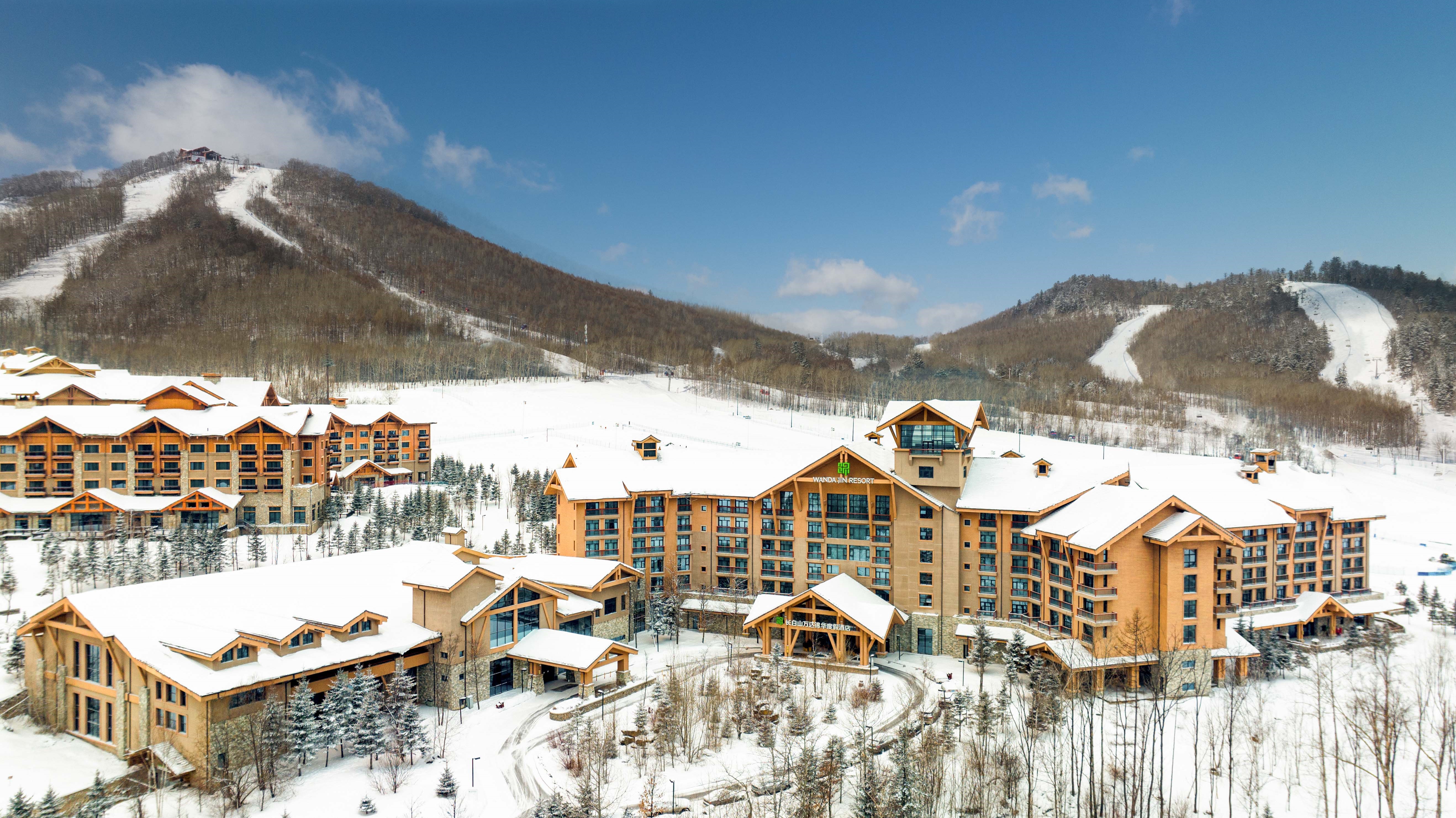 暑期“囤滑雪”火爆 万达酒店及度假村在飞猪开售8天成交额超1.8亿元