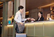 当酒店卷向“住满24小时”