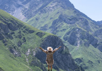 新疆暑期文旅搜索增速达48%