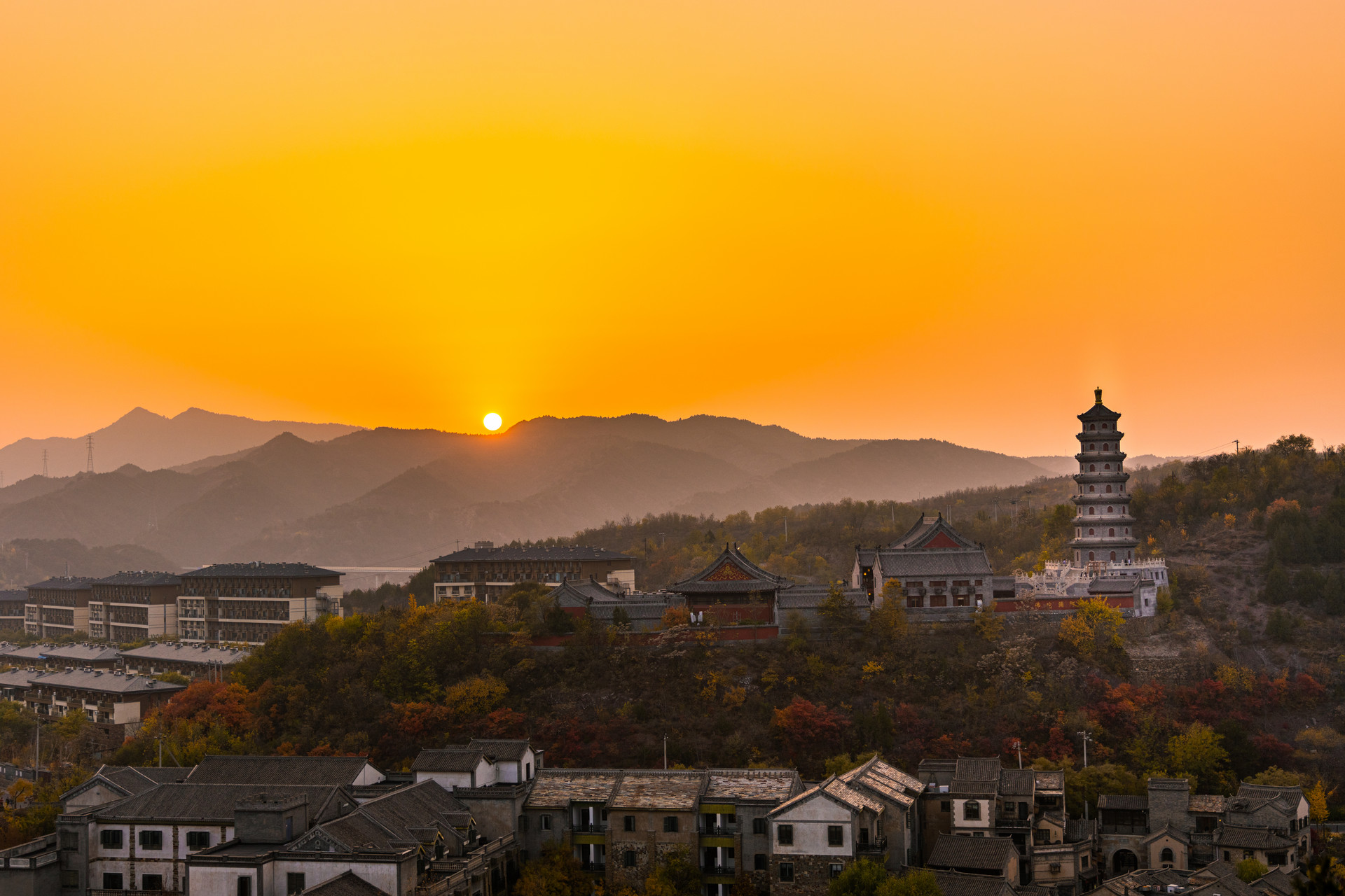 北京古北水镇推出暑期旅游优惠