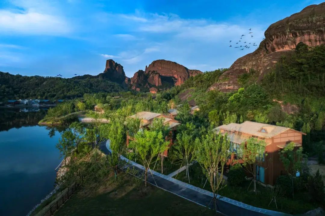 龟峰迎来闽浙皖赣等多地旅行商考察团，共筑龟峰景区新未来！