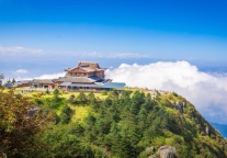 首批世界旅游名山公布 中国9山入选