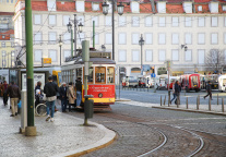 途牛《2024国庆出游消费盘点》：国内长线游主导国庆假期，传统文化游持续火爆