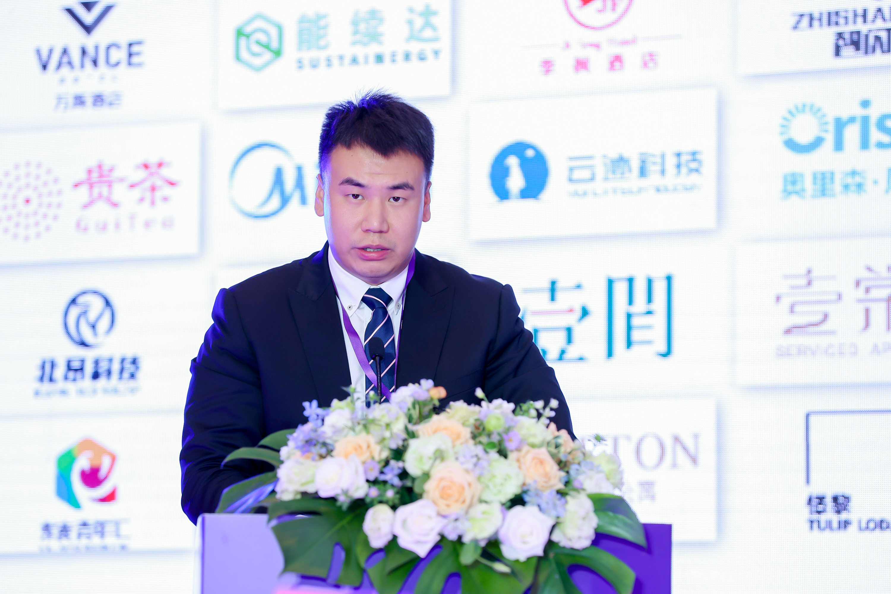 IY5A7202-opq3062012269.jpg