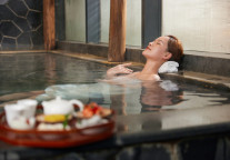 洲至奢选·安溪清水岩度假村预计2025年开业