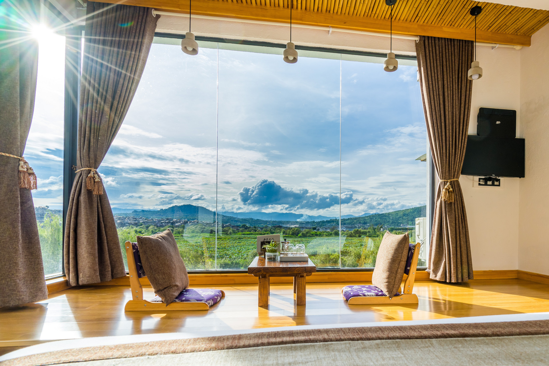 华为全资控股，上海练秋湖安朴酒店管理公司成立