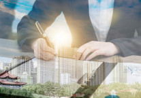 华远地产拟4.68亿元剥离房地产业务，将转型酒店运营业务