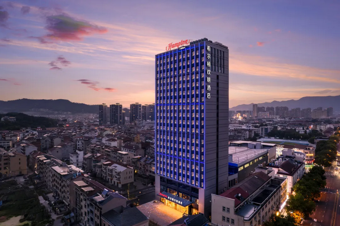 官方力挺的中高端酒店，这个国际品牌先拿下“增速王” 