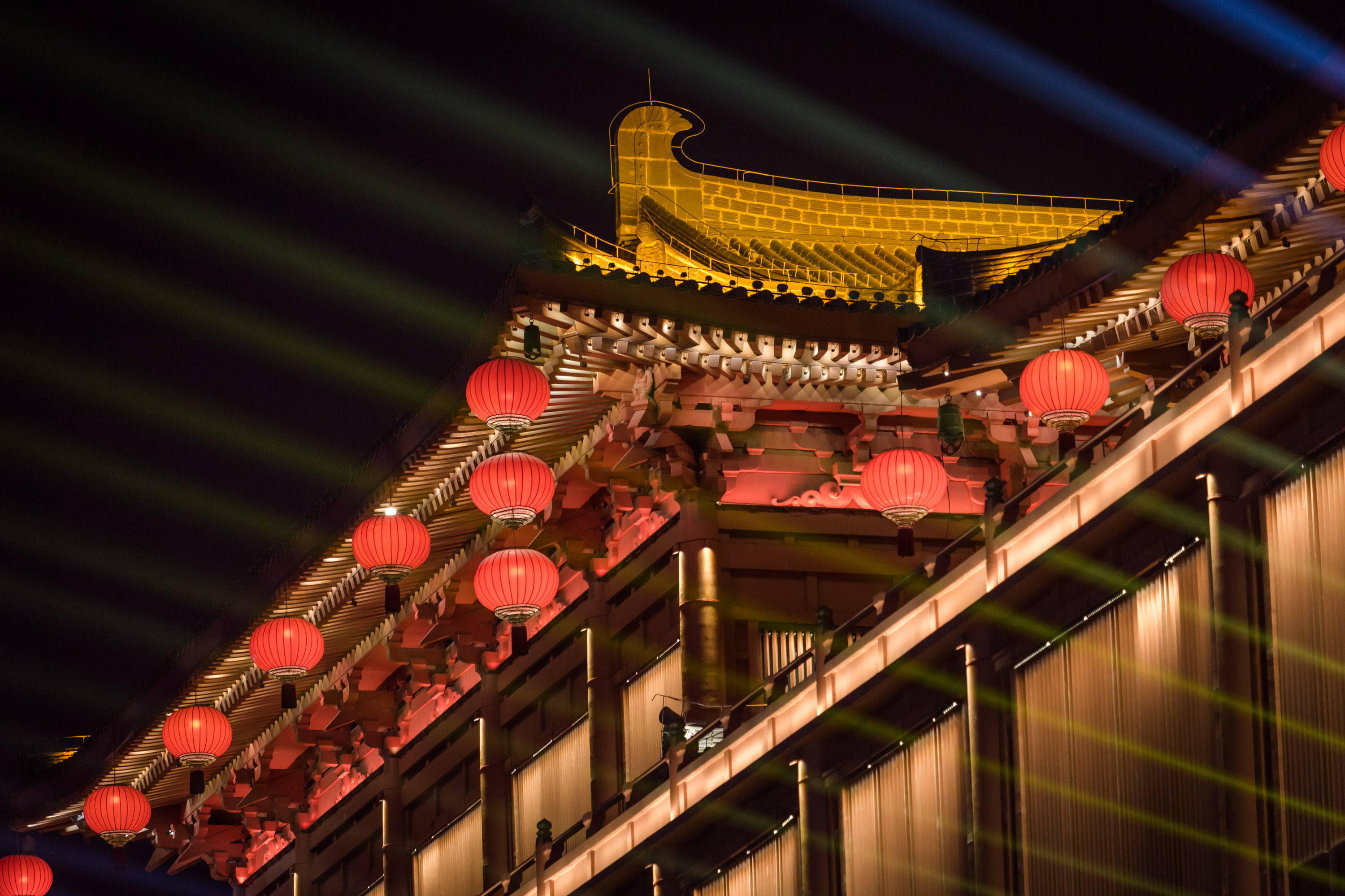 曲江文旅预计2023年全年盈利1700万~2300万