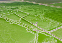 察尔汗盐湖景区游客接待量较去年同期增长2倍