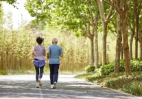 携程：金秋时节“游价比”提升 银发人群旅游订单同比增超两成