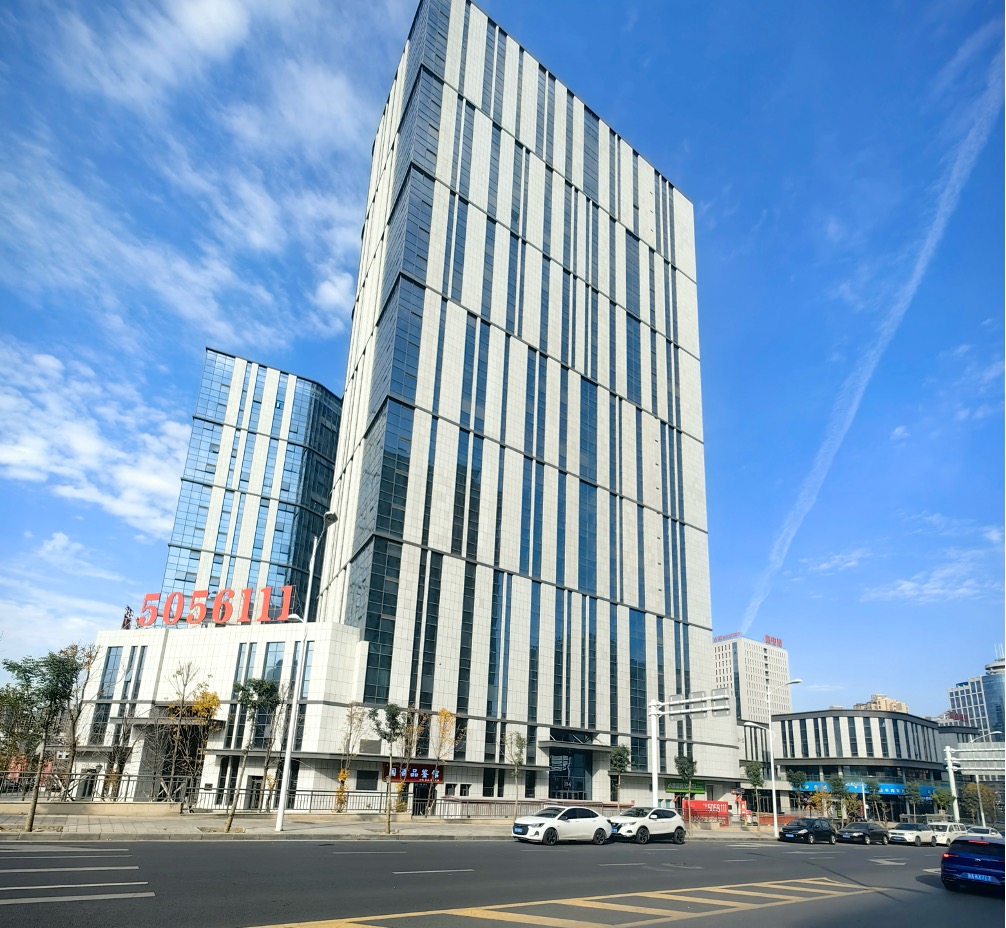 乌鲁木齐会展中心戴斯温德姆酒店.jpg