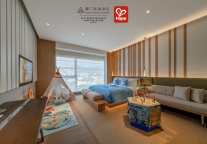  这家酒店靠“玩具房”爆火 老牌酒店遇上Hape主题房 预订率提升30%