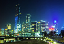 洲明科技：多款AI端侧产品上线，赋能多场景应用