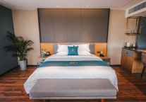 雅阁酒店集团|在云南弥勒巨人雅阁酒店，穿越时光的彝族风情