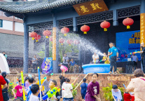 文旅业“重启”后，明月山景区上演“帽子戏法”？