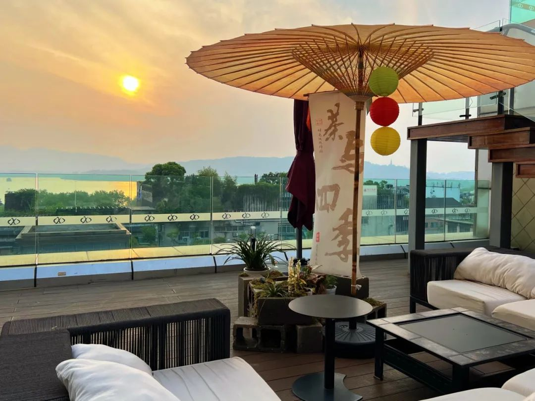 The Sunset by Westlake | 这一生，你曾几次认真地看过夕阳?|黄龙酒店管理集团