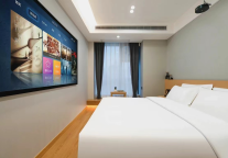 途客中国轻居酒店谢家湾地铁站，繁华停歇之境