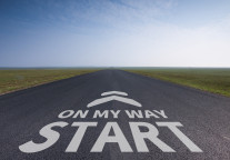 香港中旅：998万港元收购7辆二手旅游巴士及客运营业证明书 