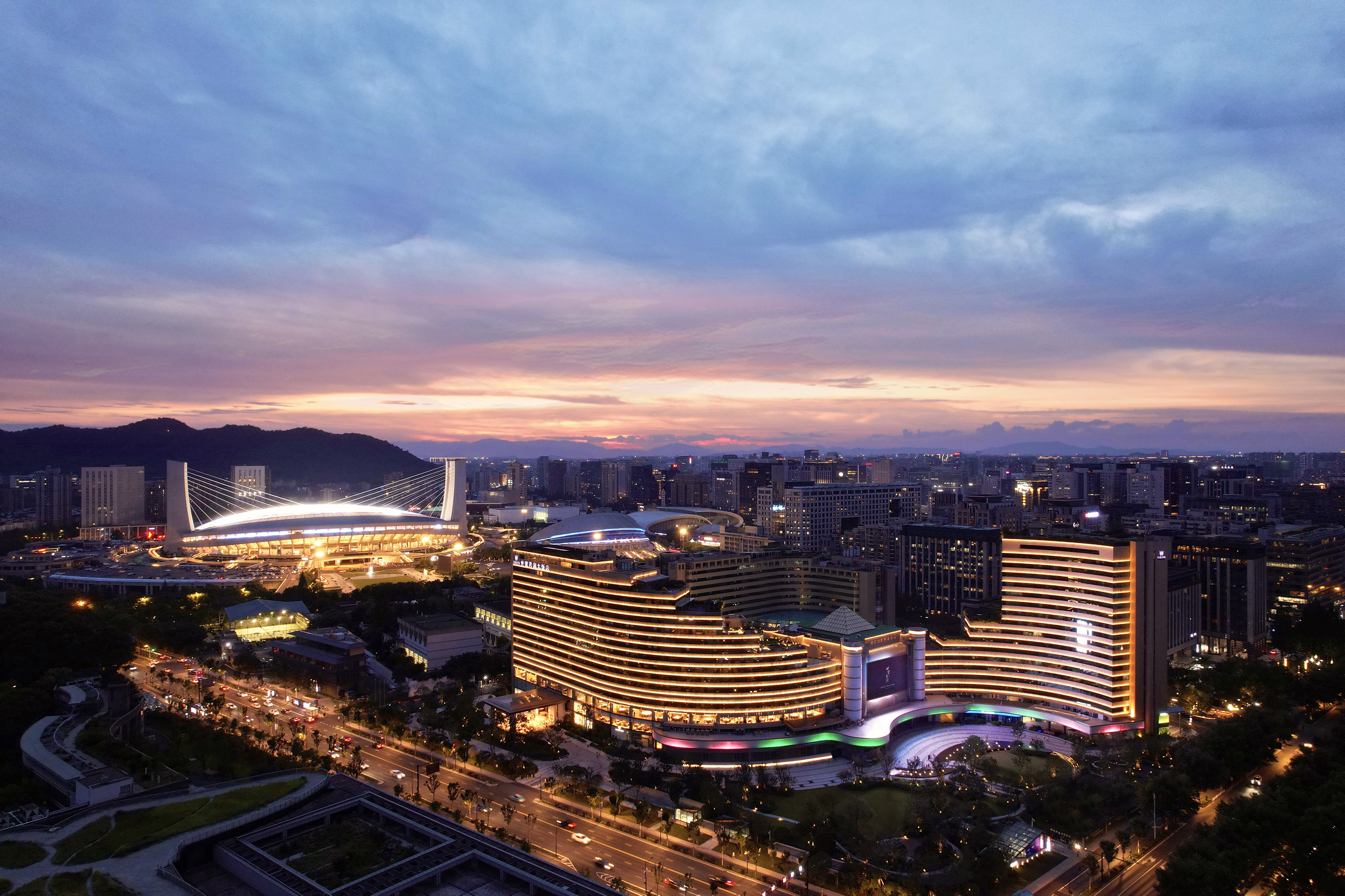 一大批传统商务饭店正在排队焕新……