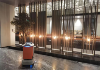 九号机器人赋能云和夜泊酒店智慧化建设，展现自身产品价值