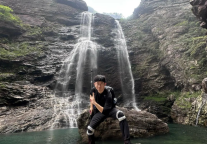 知名主持人、演员杨迪来打卡庐山风景区