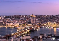 土耳其旅游业2024年接待游客6220万人 创收611亿美元