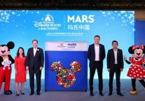 上海迪士尼度假区与玛氏中国达成数年战略联盟