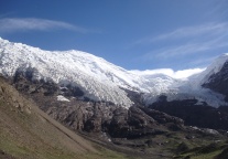 卡若拉冰川景区今起暂停经营 