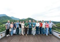 著名作家宜春采风行：在这里，遇见明月山！